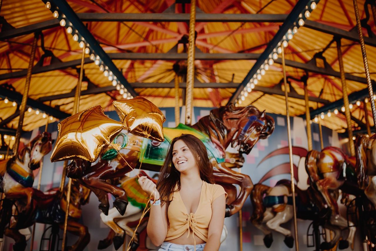DEBUTANTE NICOLE | HOPI HARI