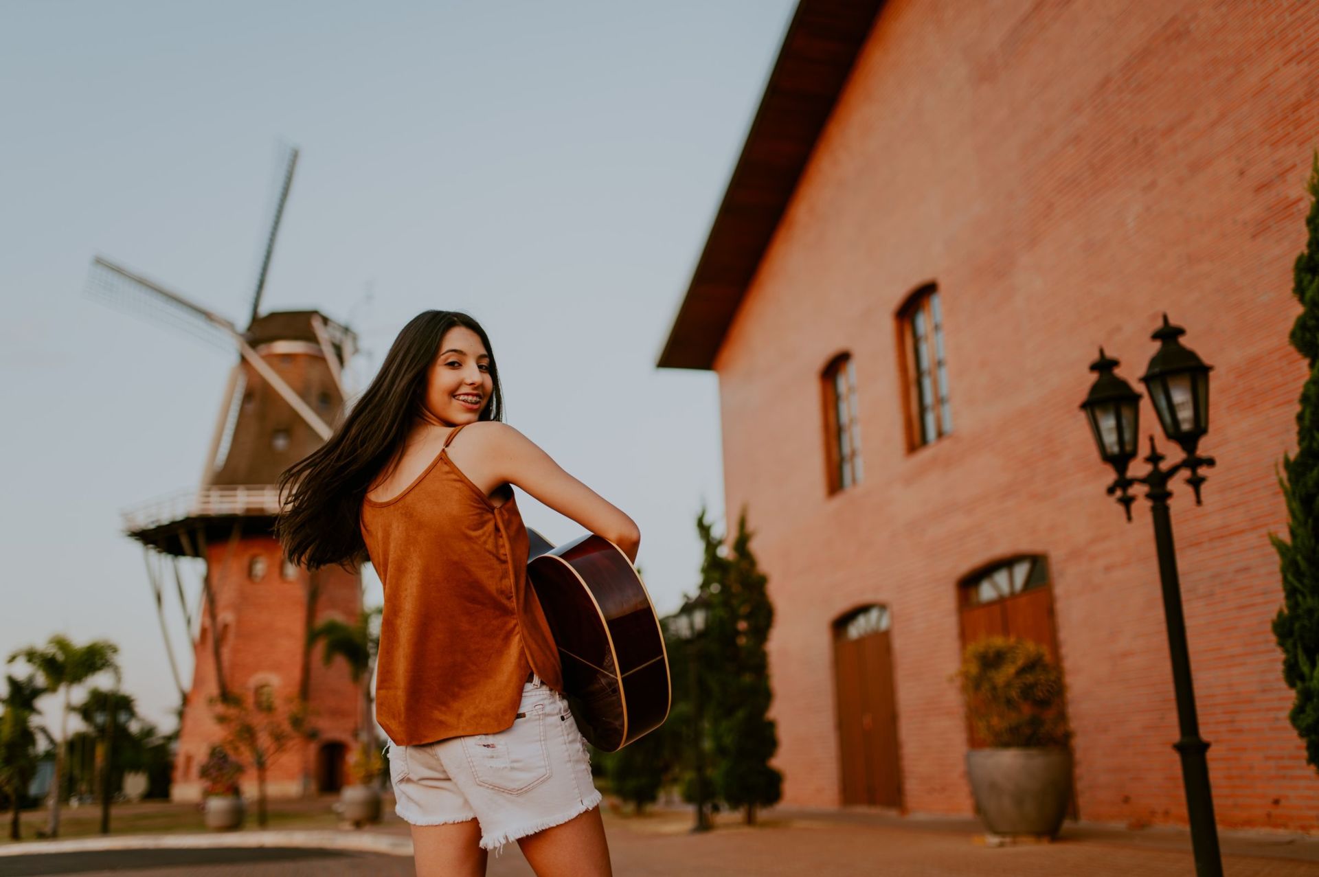 Foto DEBUTANTE VICTORIA | HOLAMBRA - SP - Imagem 0