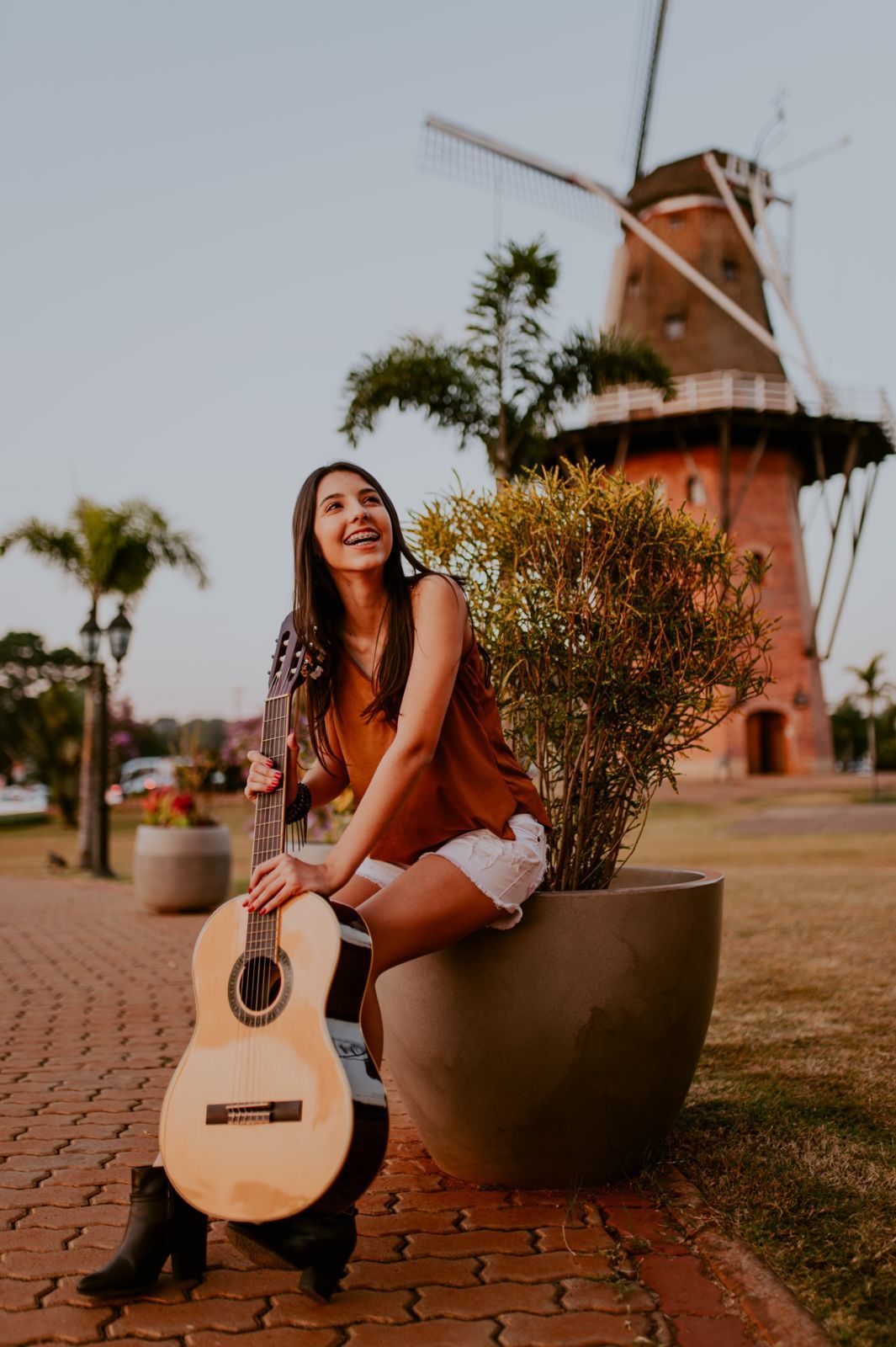 Foto DEBUTANTE VICTORIA | HOLAMBRA - SP - Imagem 2