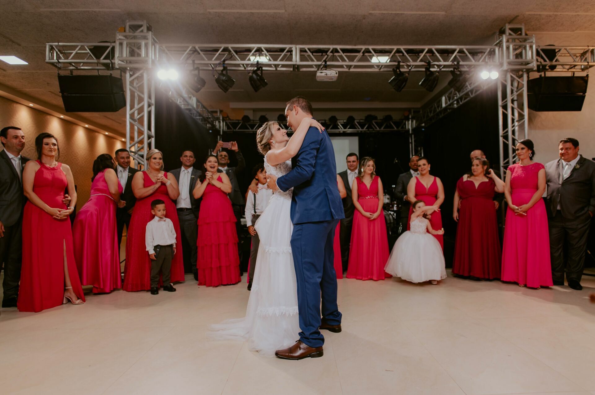 Foto CASAMENTO FRAN E JOÃO | BUFFET IDEAL | STA. GERTRUDES - SP - Imagem 220