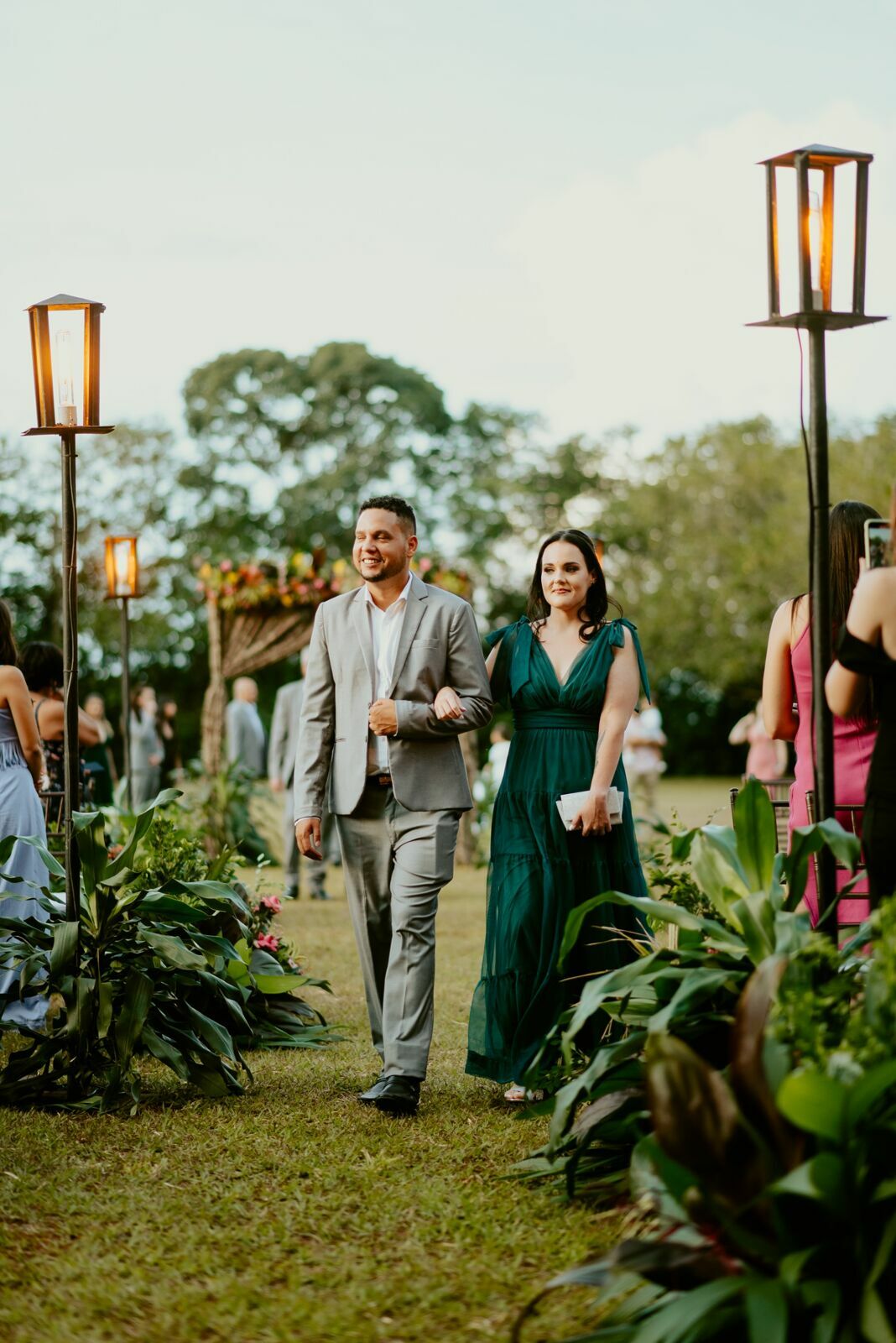 Foto CASAMENTO JANAINA E LARISSA | BUFFET CASTELO DE DIAMANTES | RIO CLARO - SP - Imagem 30