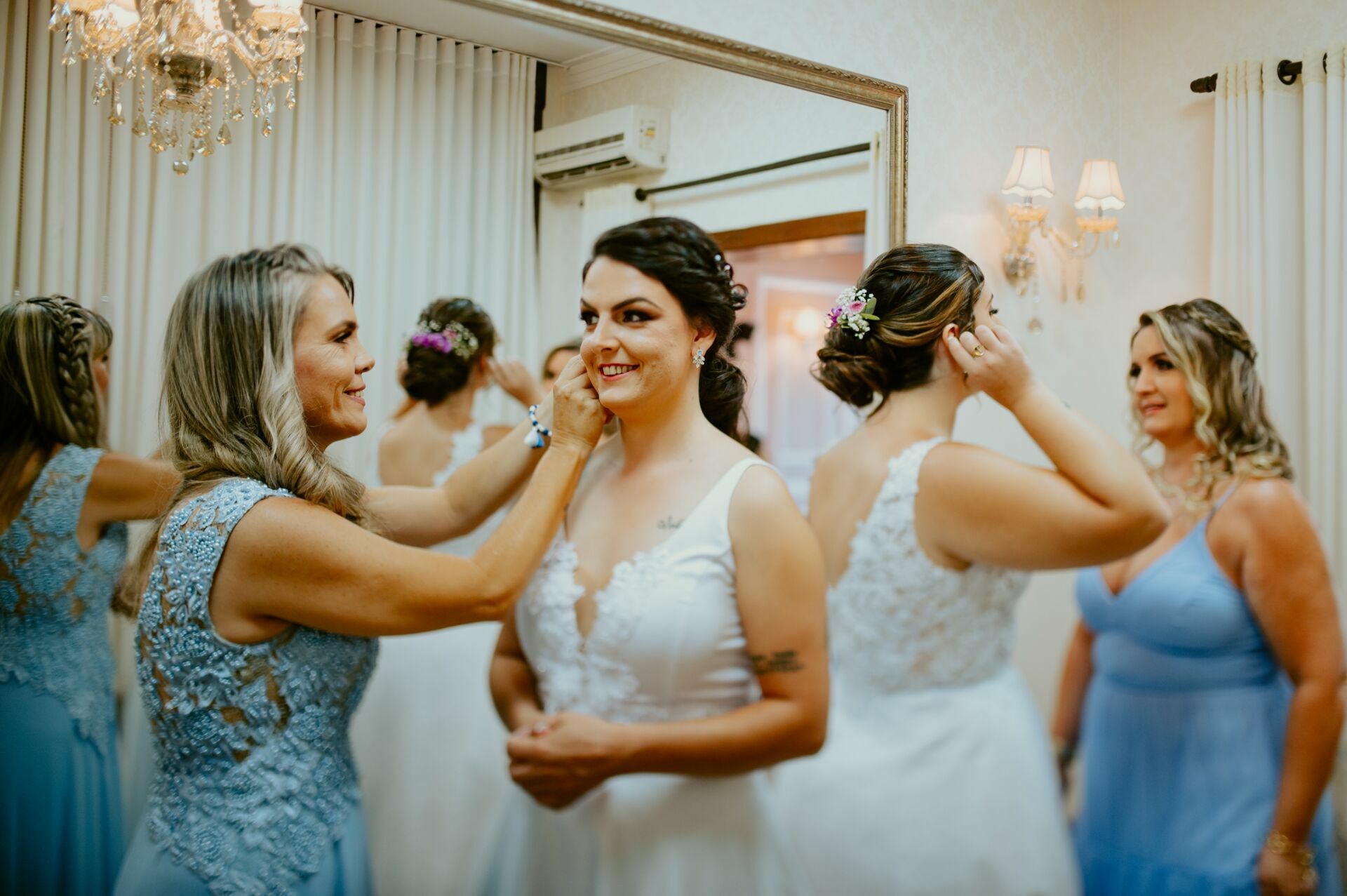 Foto CASAMENTO JANAINA E LARISSA | BUFFET CASTELO DE DIAMANTES | RIO CLARO - SP - Imagem 12
