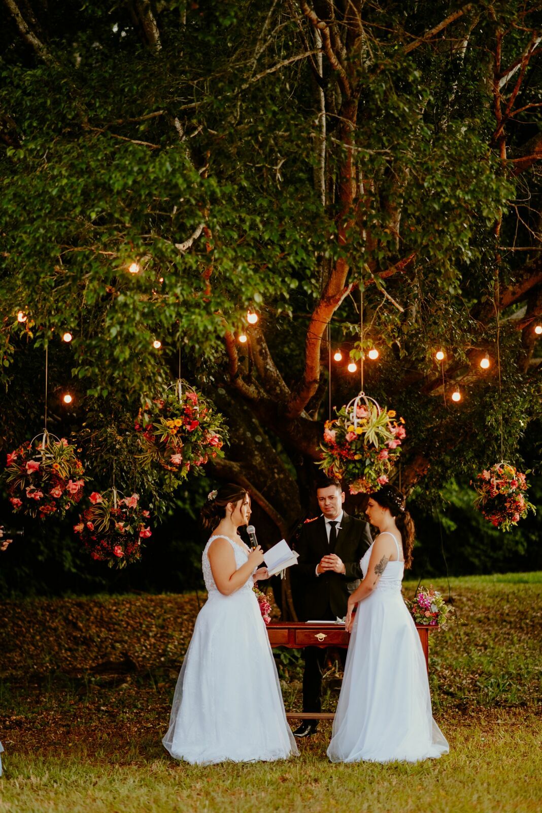 Foto CASAMENTO JANAINA E LARISSA | BUFFET CASTELO DE DIAMANTES | RIO CLARO - SP - Imagem 81