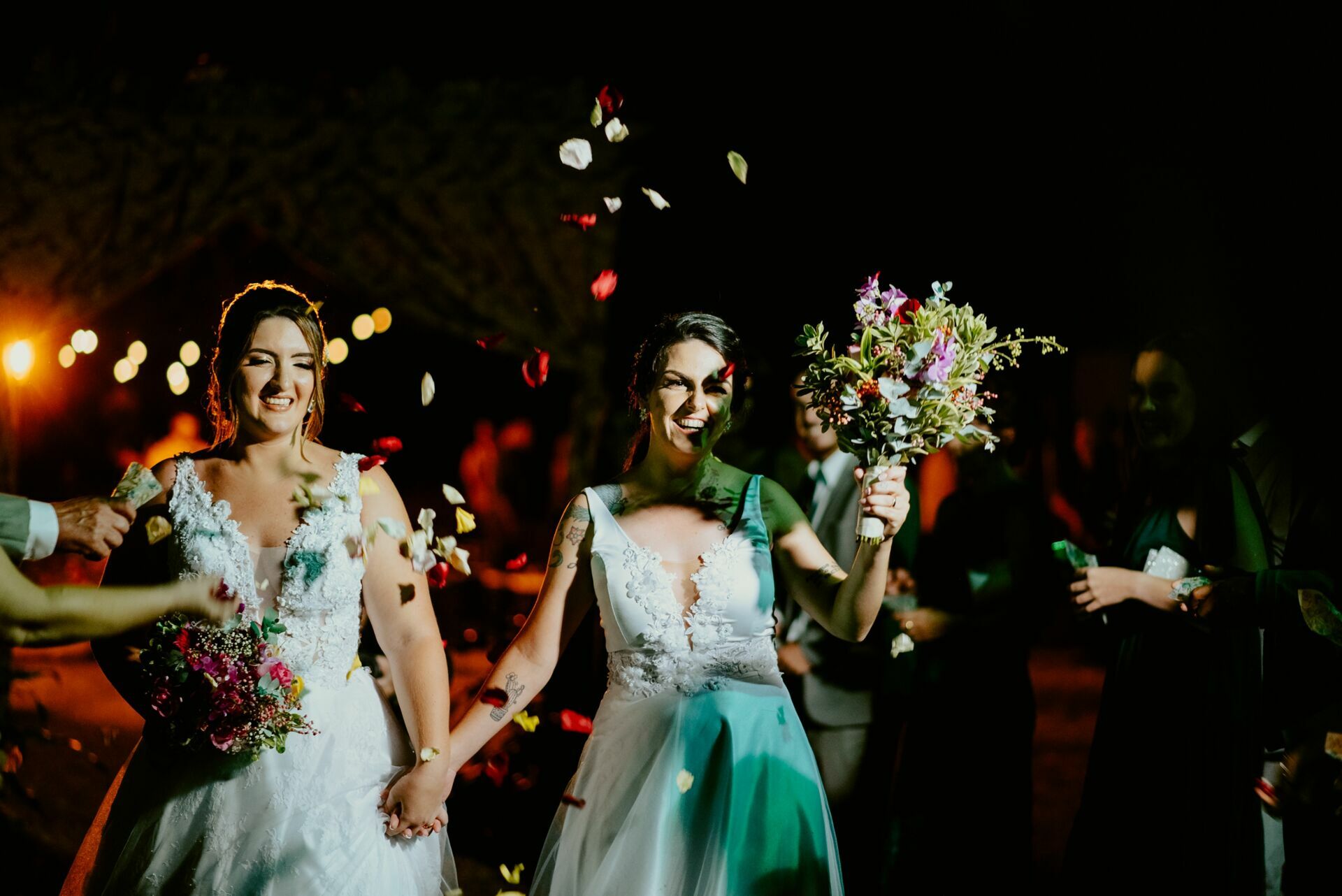 Foto CASAMENTO JANAINA E LARISSA | BUFFET CASTELO DE DIAMANTES | RIO CLARO - SP - Imagem 108