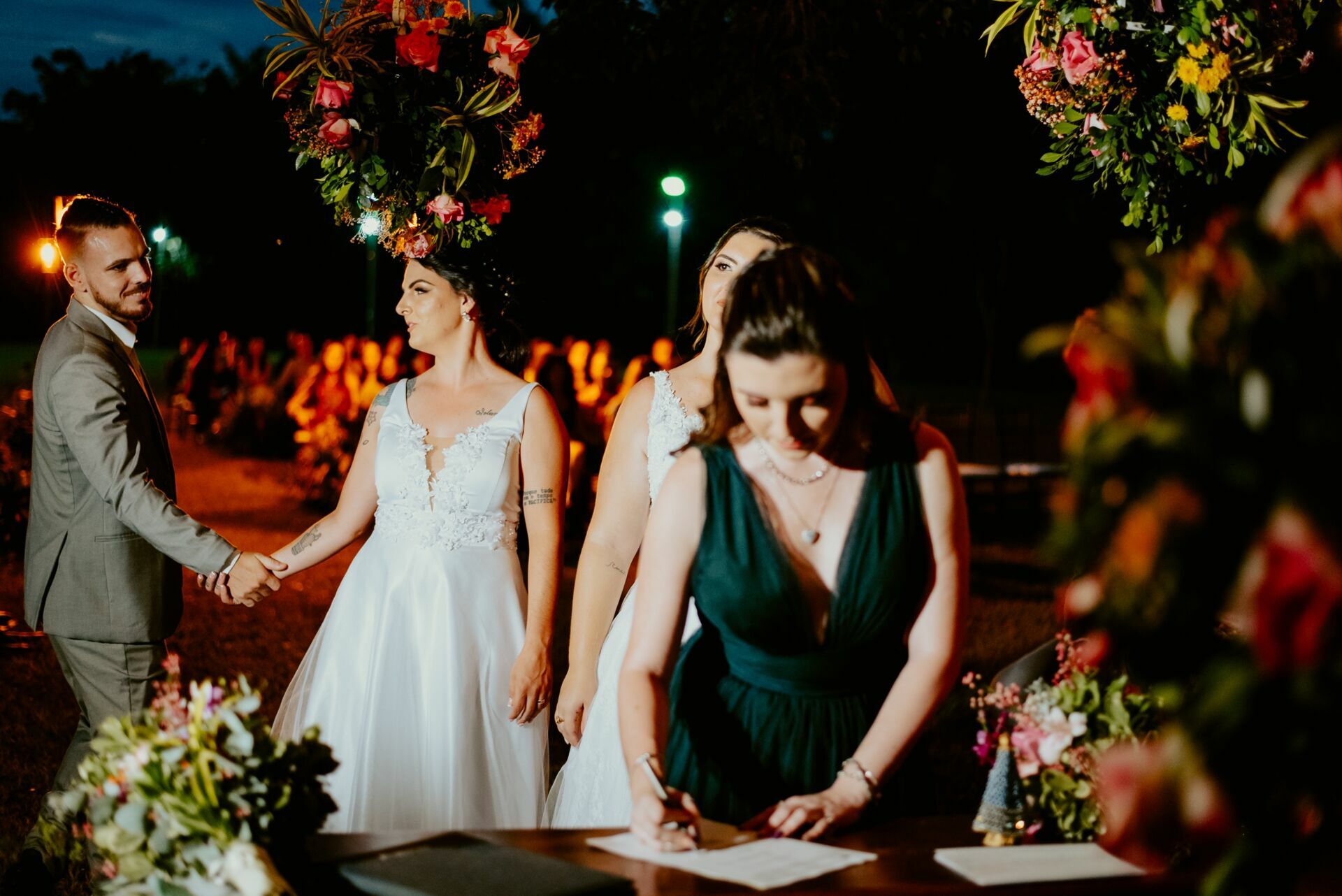 Foto CASAMENTO JANAINA E LARISSA | BUFFET CASTELO DE DIAMANTES | RIO CLARO - SP - Imagem 100