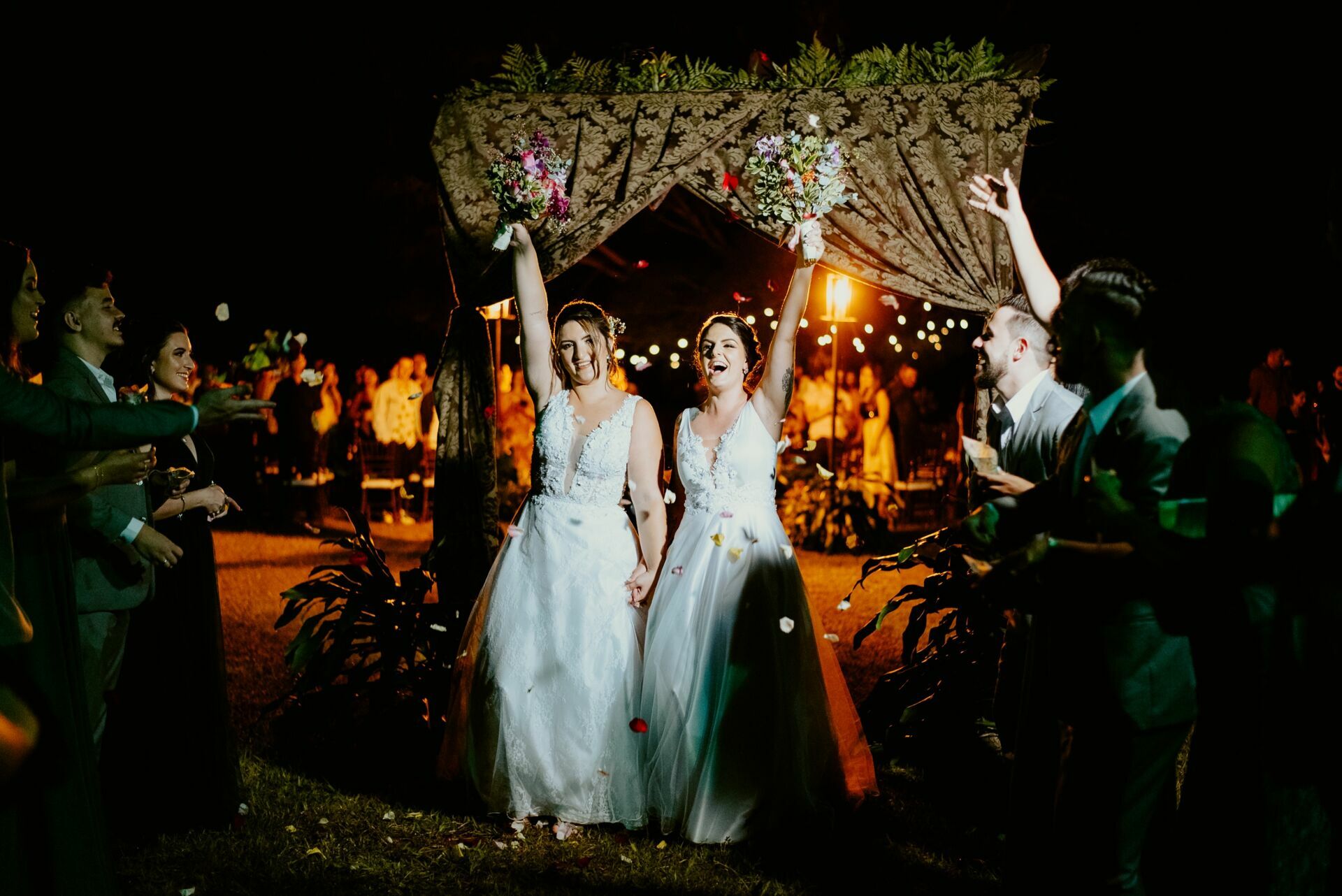 Foto CASAMENTO JANAINA E LARISSA | BUFFET CASTELO DE DIAMANTES | RIO CLARO - SP - Imagem 107