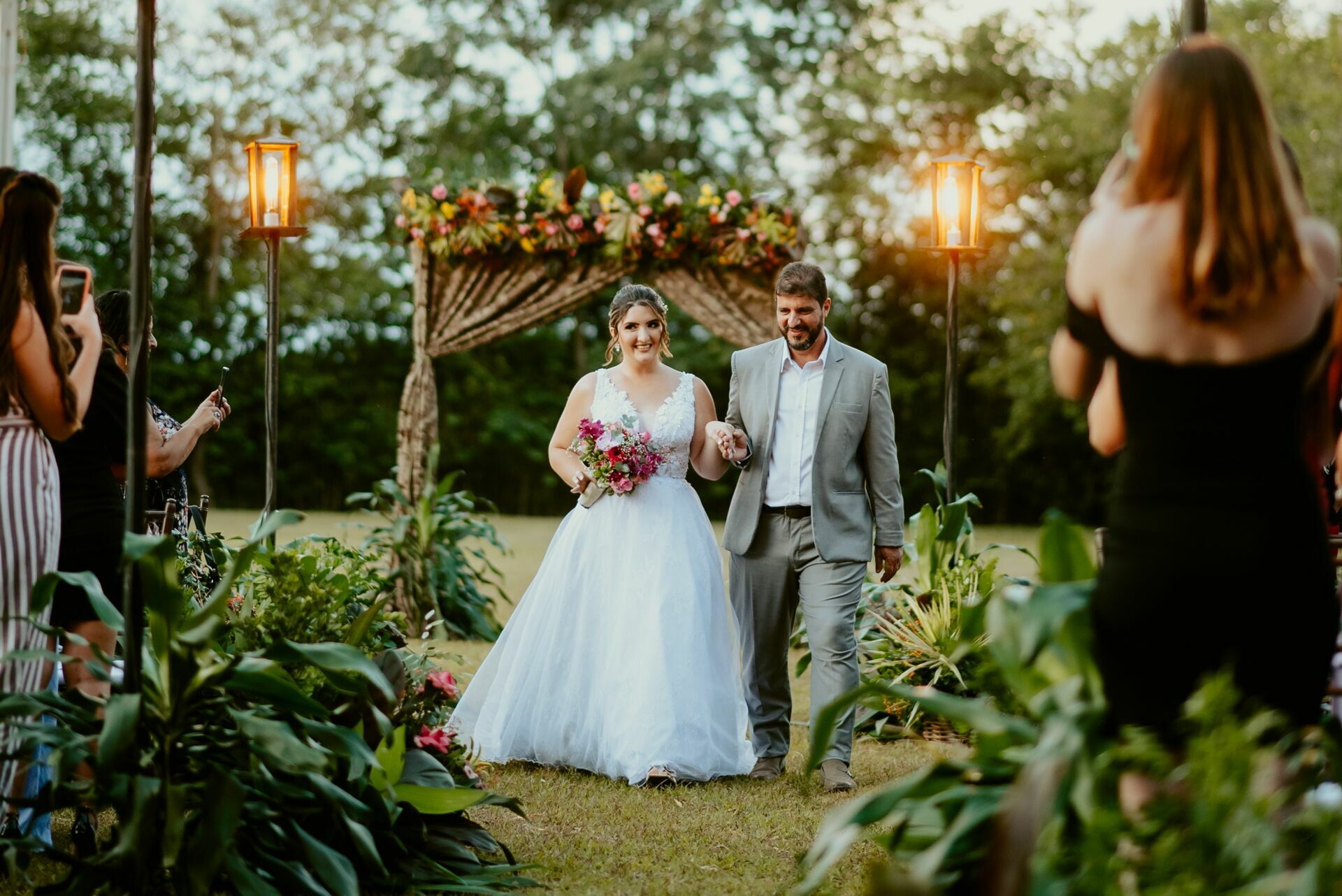 Foto CASAMENTO JANAINA E LARISSA | BUFFET CASTELO DE DIAMANTES | RIO CLARO - SP - Imagem 57
