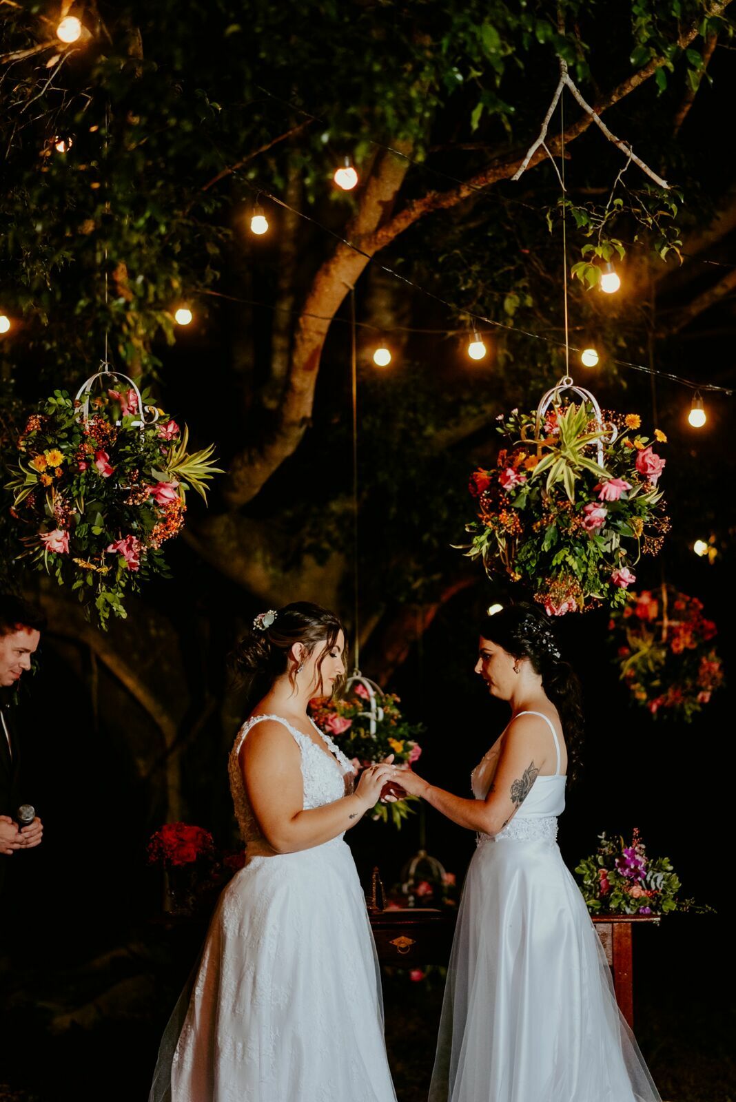 Foto CASAMENTO JANAINA E LARISSA | BUFFET CASTELO DE DIAMANTES | RIO CLARO - SP - Imagem 97