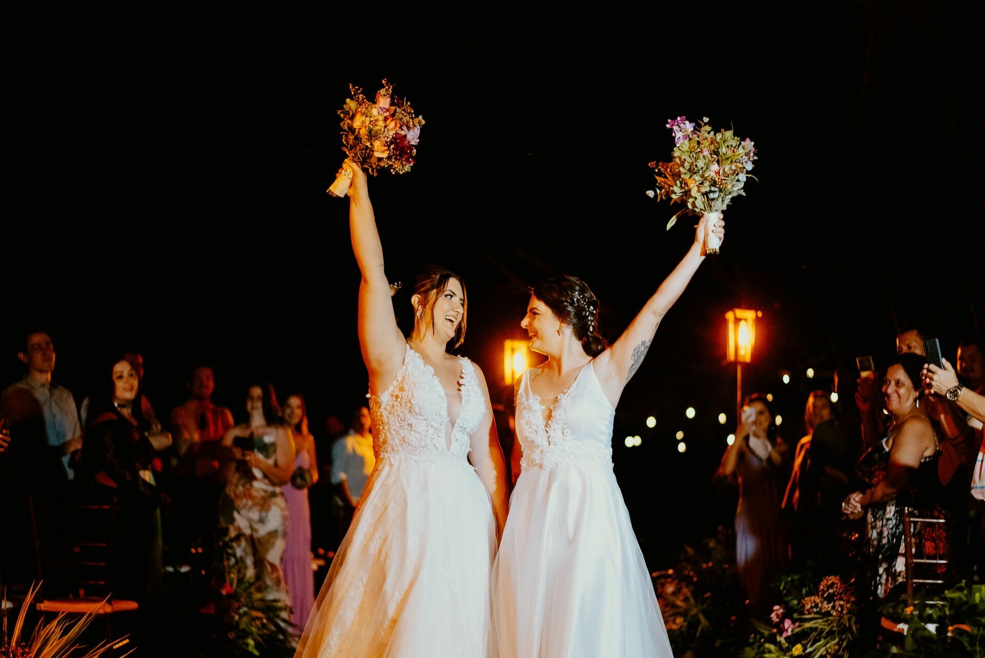 Foto CASAMENTO JANAINA E LARISSA | BUFFET CASTELO DE DIAMANTES | RIO CLARO - SP - Imagem 105