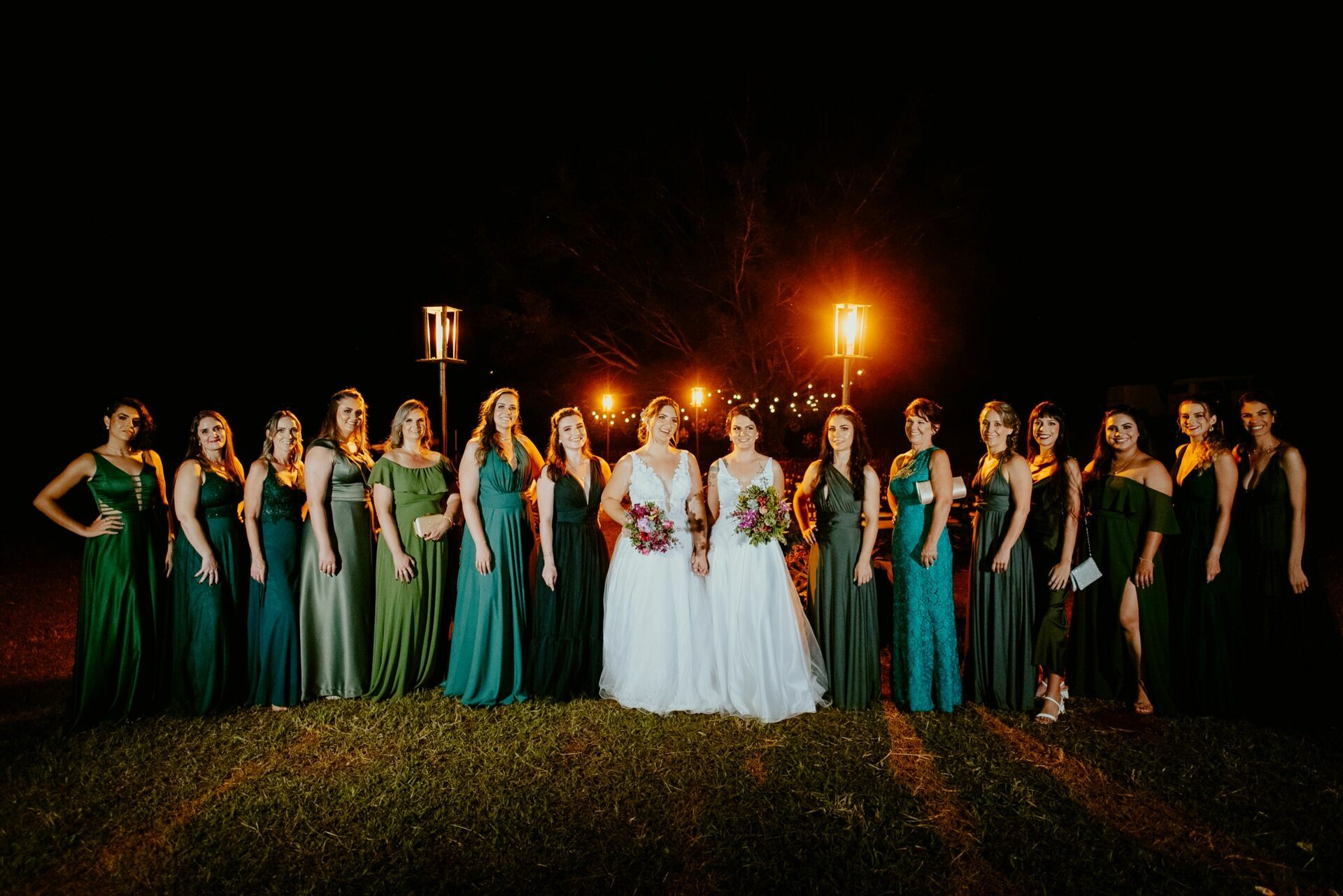 Foto CASAMENTO JANAINA E LARISSA | BUFFET CASTELO DE DIAMANTES | RIO CLARO - SP - Imagem 115