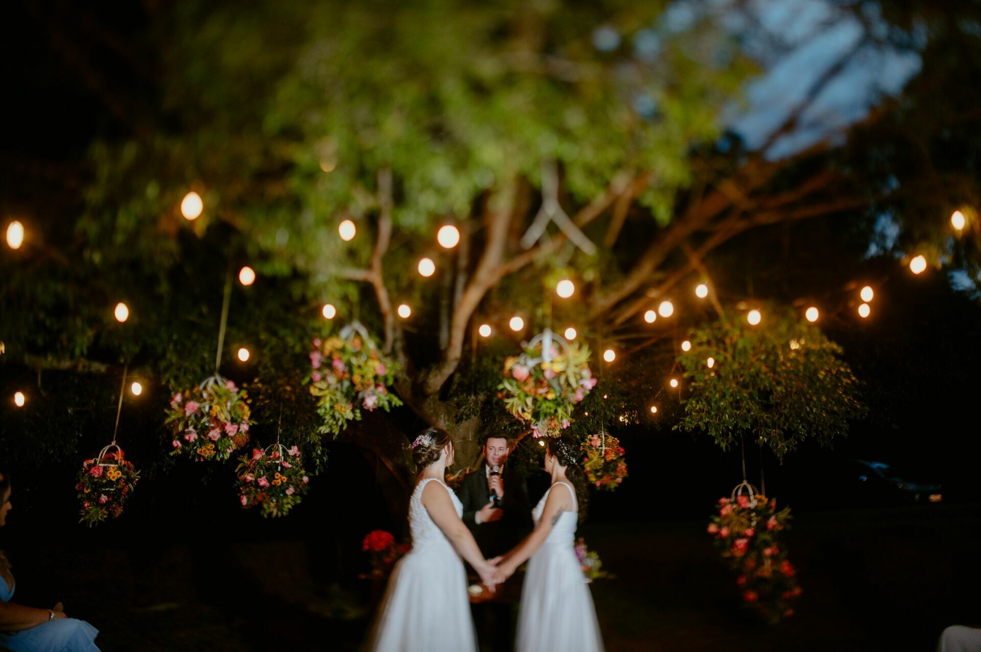 Foto CASAMENTO JANAINA E LARISSA | BUFFET CASTELO DE DIAMANTES | RIO CLARO - SP - Imagem 102