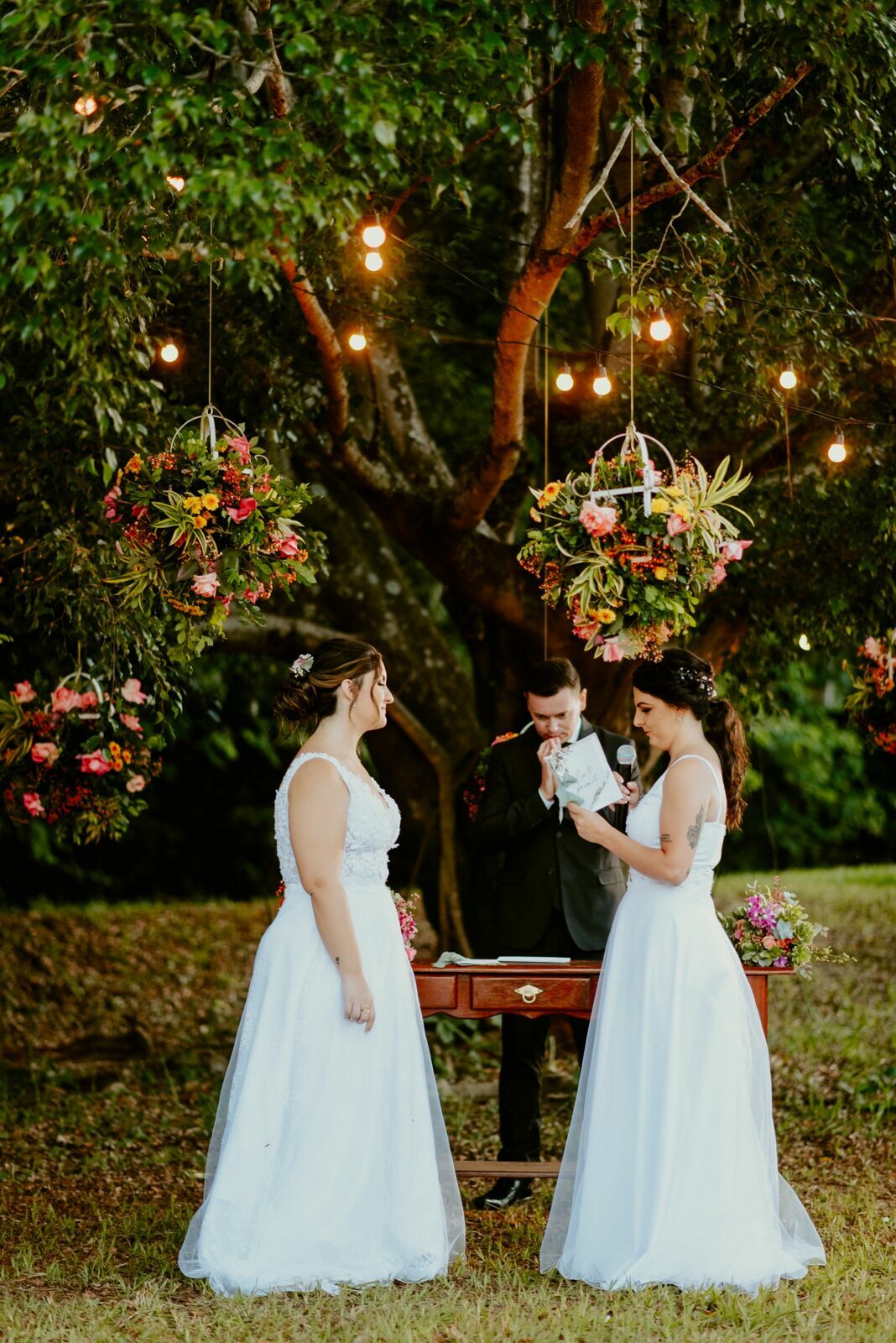 Foto CASAMENTO JANAINA E LARISSA | BUFFET CASTELO DE DIAMANTES | RIO CLARO - SP - Imagem 77