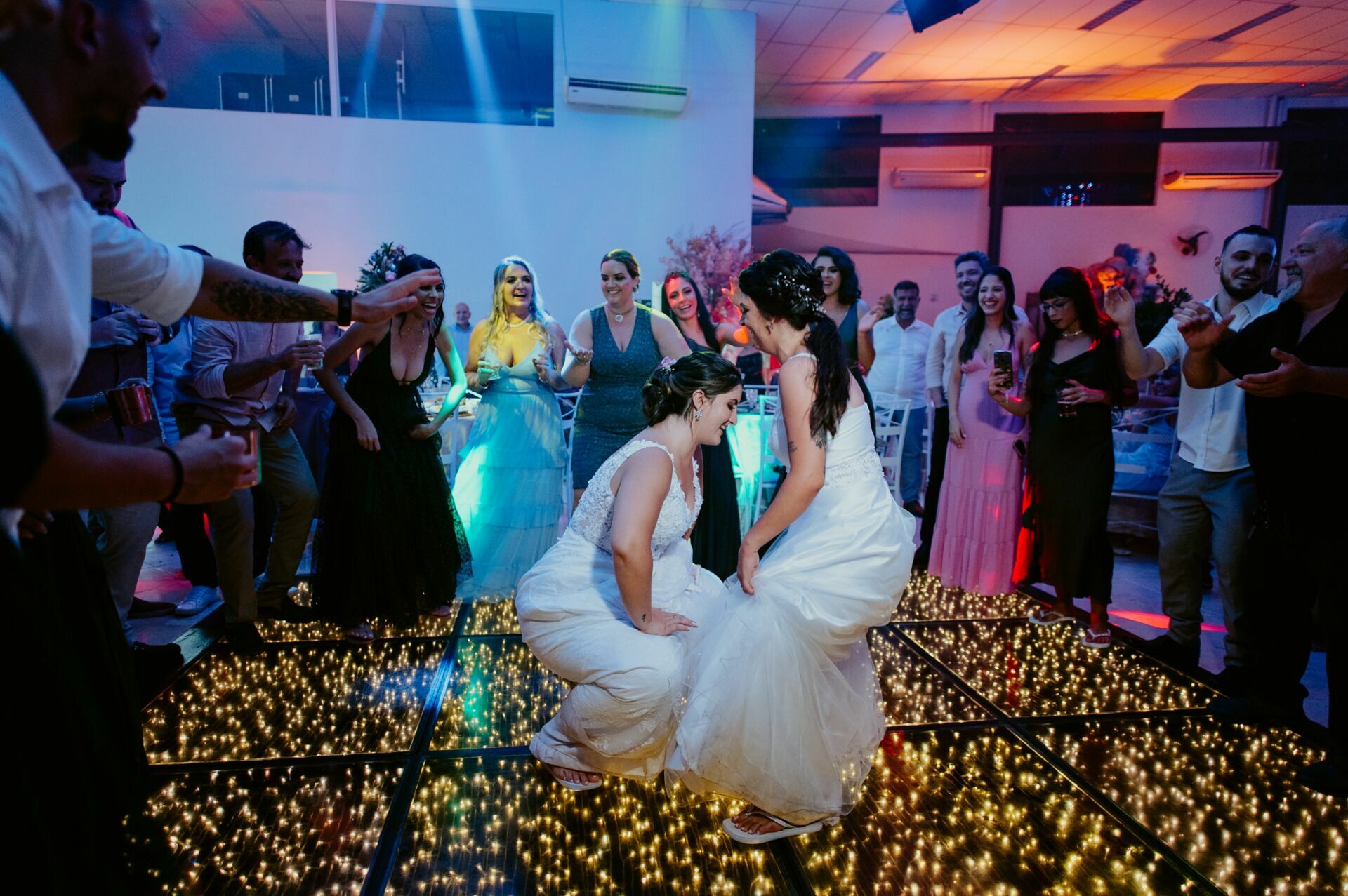 Foto CASAMENTO JANAINA E LARISSA | BUFFET CASTELO DE DIAMANTES | RIO CLARO - SP - Imagem 149