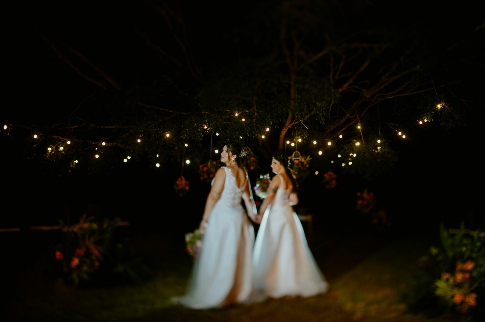 Foto CASAMENTO JANAINA E LARISSA | BUFFET CASTELO DE DIAMANTES | RIO CLARO - SP - Imagem 124