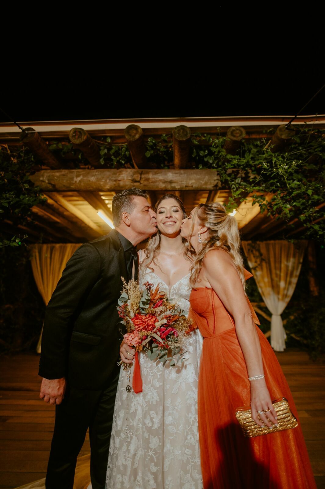 Foto CASAMENTO LARI E JOÃO | PARAISO EVENTOS | SANTA GERTRUDES - SP - Imagem 99