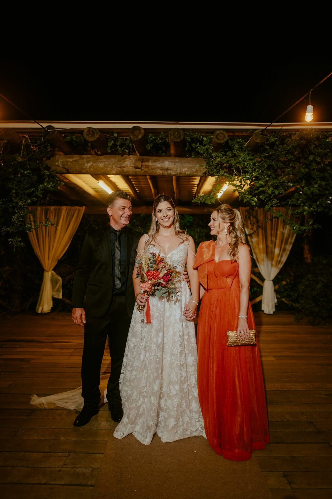 Foto CASAMENTO LARI E JOÃO | PARAISO EVENTOS | SANTA GERTRUDES - SP - Imagem 98