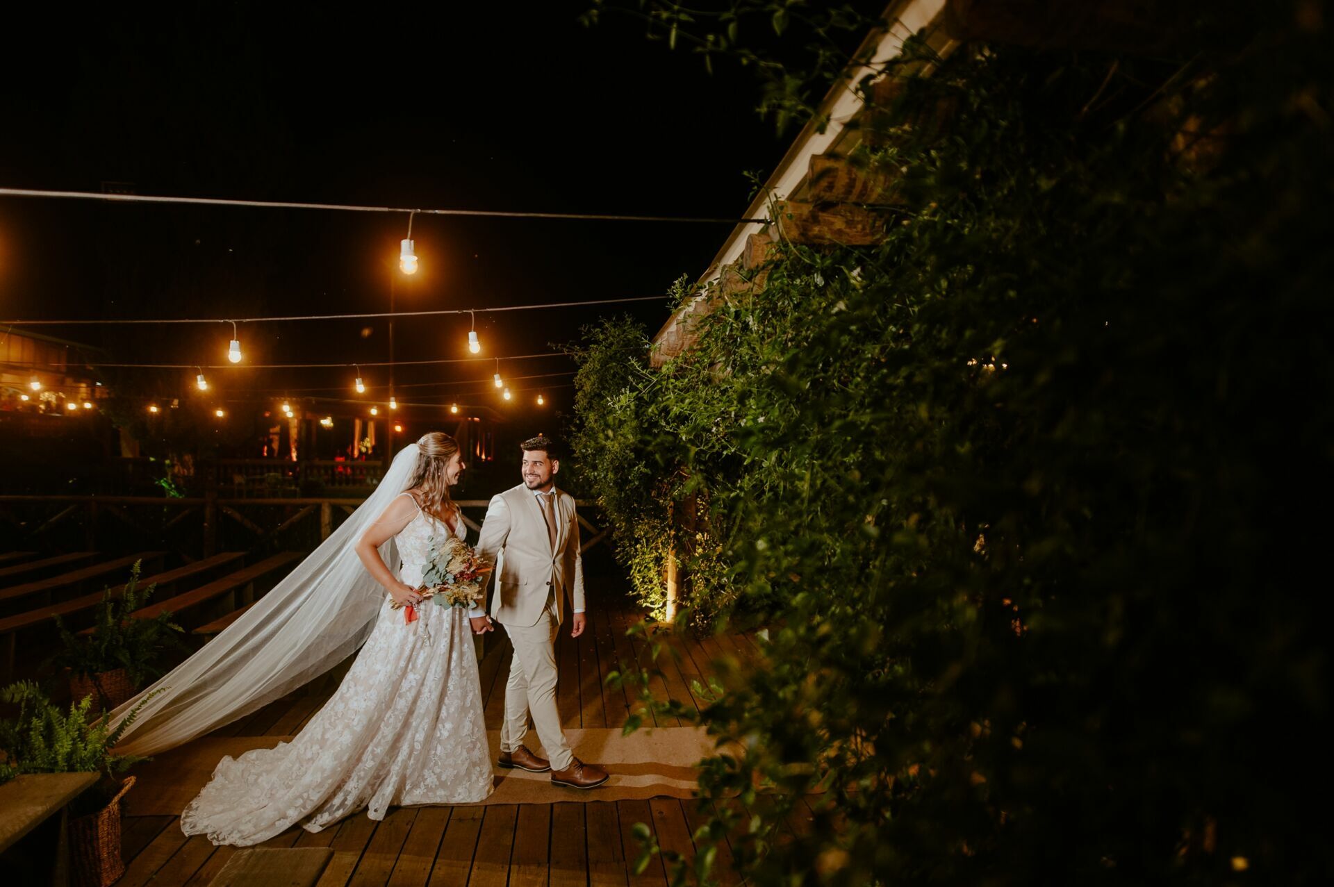 Foto CASAMENTO LARI E JOÃO | PARAISO EVENTOS | SANTA GERTRUDES - SP - Imagem 109