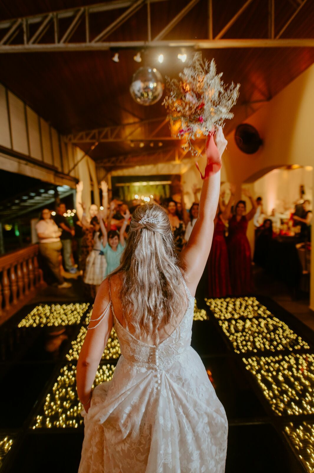 Foto CASAMENTO LARI E JOÃO | PARAISO EVENTOS | SANTA GERTRUDES - SP - Imagem 134