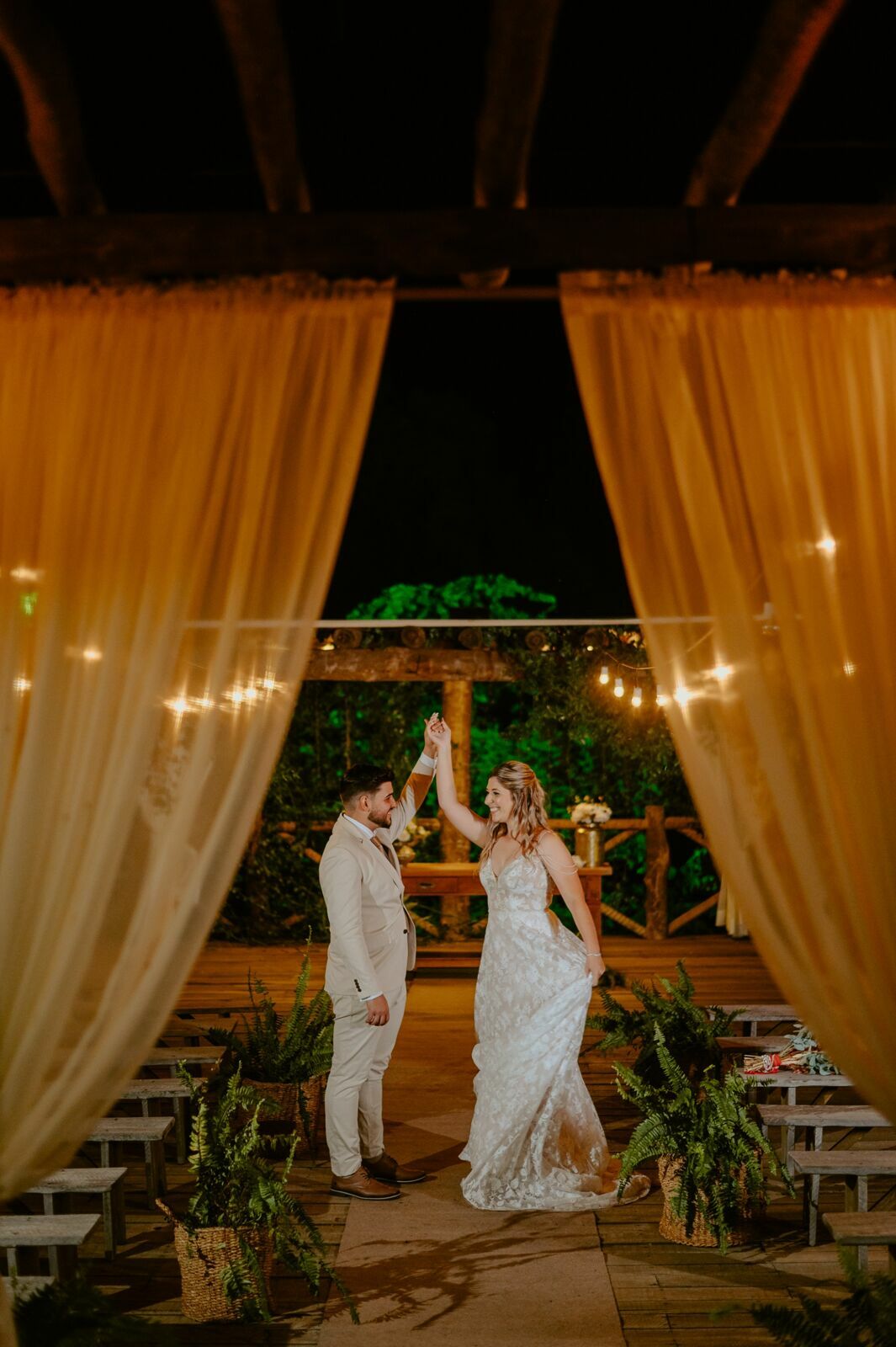 Foto CASAMENTO LARI E JOÃO | PARAISO EVENTOS | SANTA GERTRUDES - SP - Imagem 120
