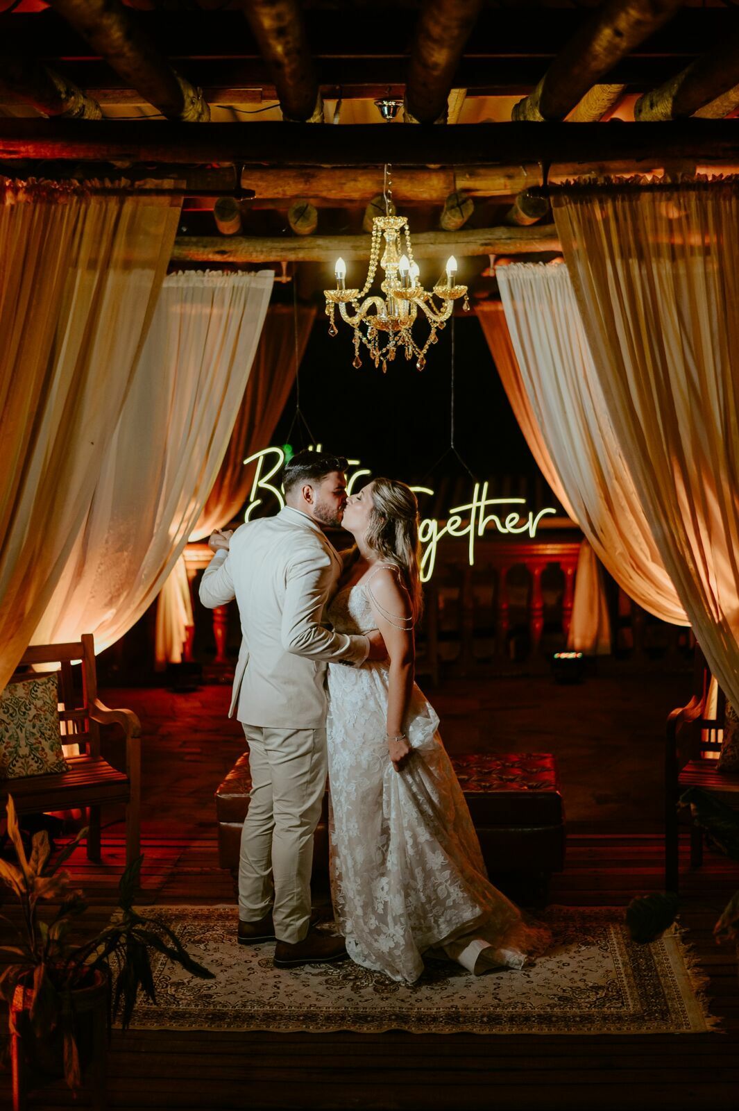 Foto CASAMENTO LARI E JOÃO | PARAISO EVENTOS | SANTA GERTRUDES - SP - Imagem 131